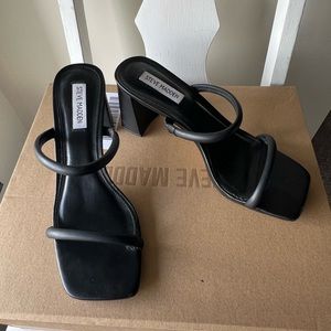 Steve Madden Lilah Sandal